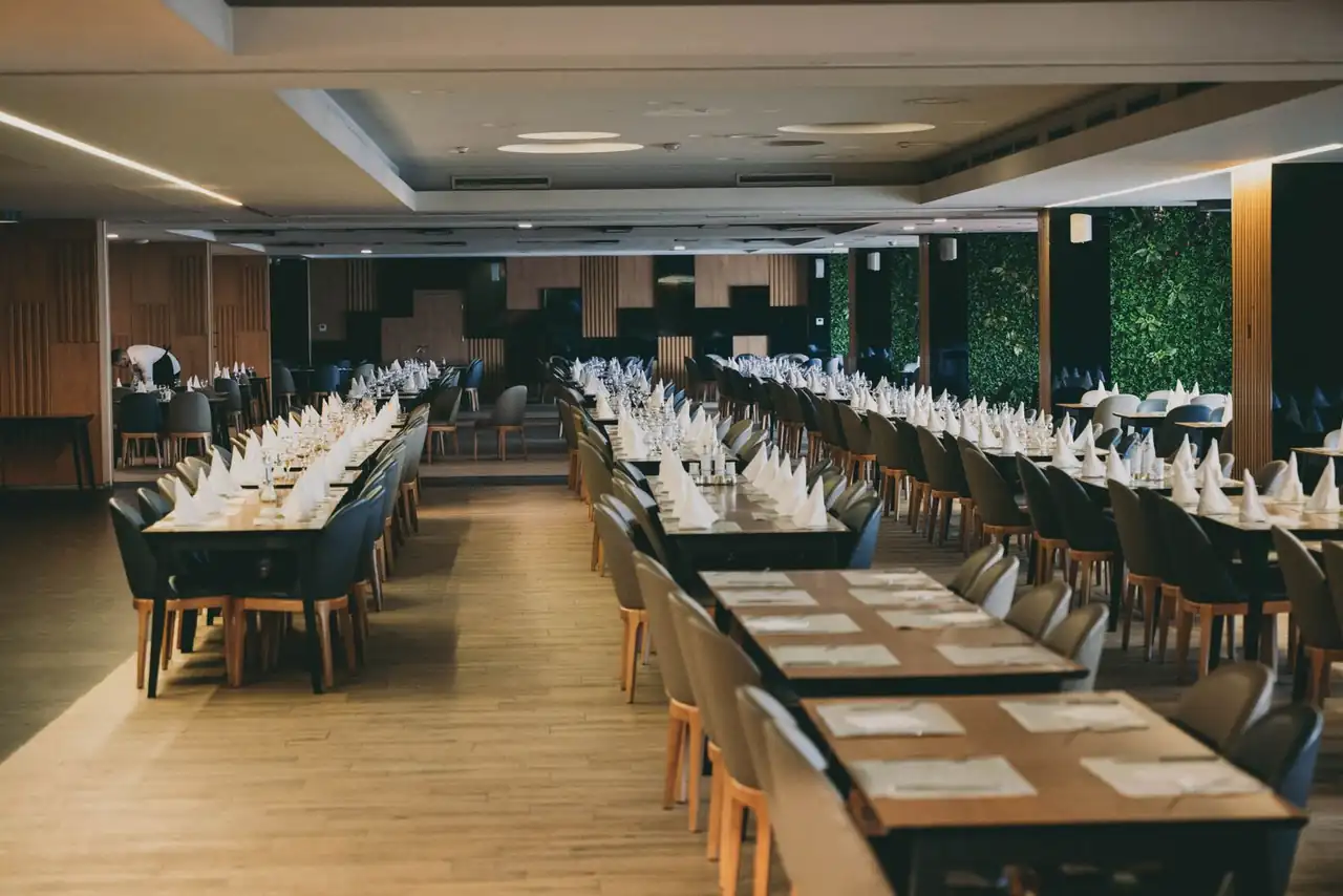Signature dining
